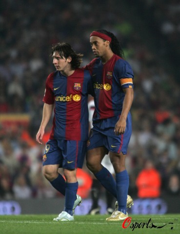 TA：曼联连续88个赛季有自家青训球员出战的纪录面临终结危机（TA：曼联连续88季有青训球员出场的纪录或将中断）