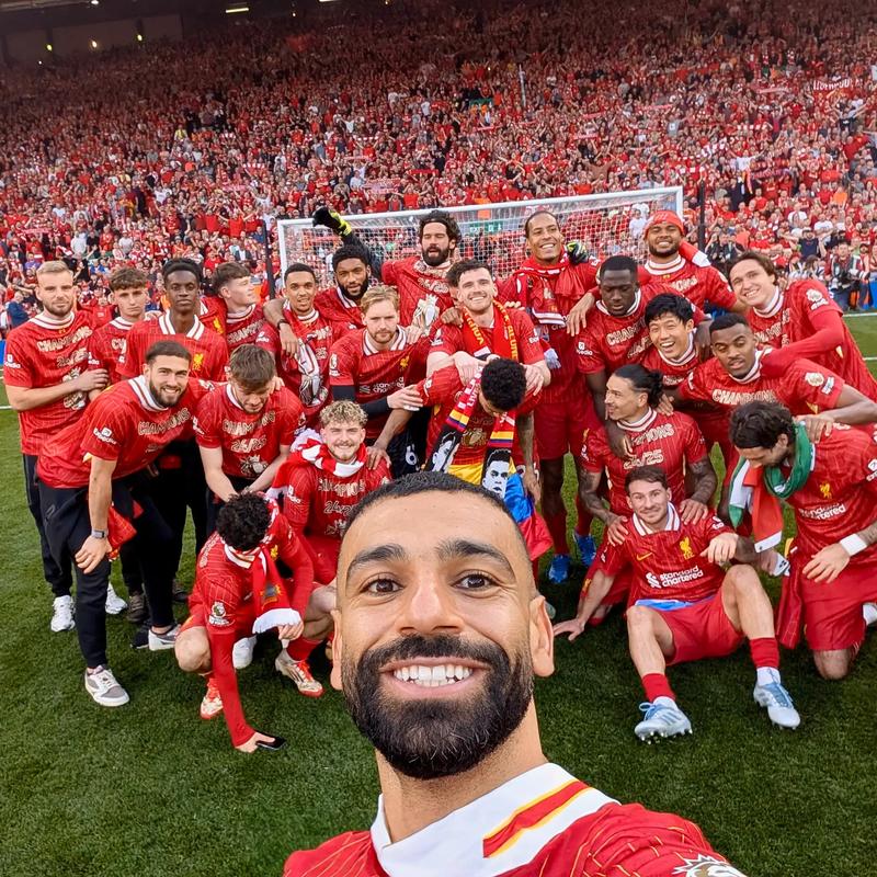 约基奇单节7中7怒砍19分，掘金单节轰下40分（约基奇单节7投全中砍下19分，掘金一节轰出40分）